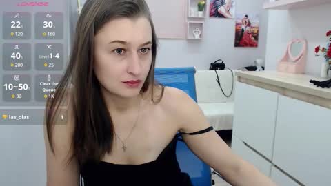 Snapshot of muriel_elvin chatting on October 17, 8:17 am muriel_elvin online show from October 17, 8:17 am