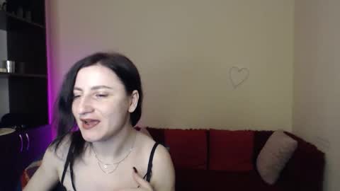 Jeneva online show from December 3, 6:54 pm