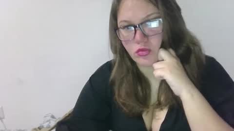 musechic_wild online show from February 6, 10:46 pm