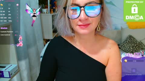 Lana online show from December 28, 9:20 am