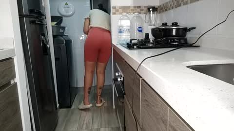 VALENTINA Luna  online show from March 3, 11:23 pm