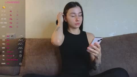 Im Marine online show from February 7, 7:07 pm