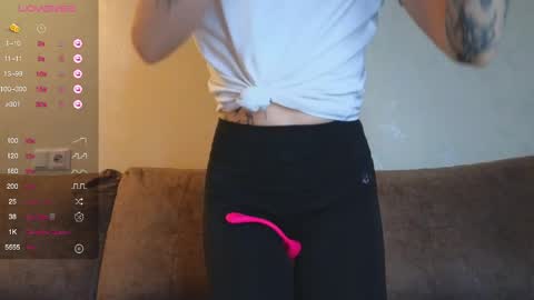 Im Marine online show from March 30, 8:19 pm