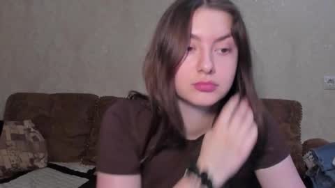 muur_muur online show from December 4, 1:02 pm