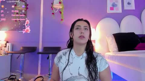 my_aleja_ online show from October 13, 1:25 pm