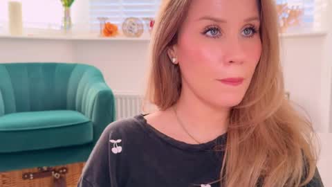 Mya-be Yours P online show from February 3, 4:31 pm