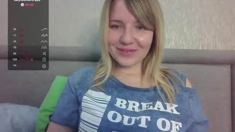 mybadcat87 online show from June 3, 9:10 am