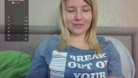 mybadcat87 online show from June 4, 7:35 am