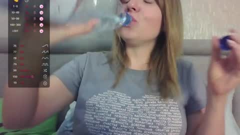 mybadcat87 online show from August 7, 5:58 am