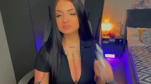 Hecate online show from June 12, 5:37 am