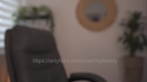 jacke BUNNY online show from January 7, 9:07 pm