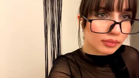 mylittlemolly online show from November 25, 4:09 pm