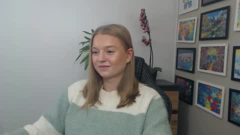 Erica online show from December 19, 1:58 pm