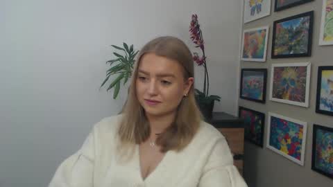 Erica online show from December 17, 10:41 am