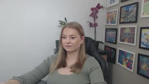 Erica online show from April 10, 8:31 am