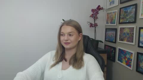 Erica online show from March 5, 2:13 pm