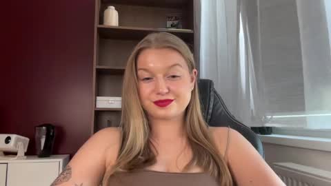 Erica online show from June 3, 4:12 pm