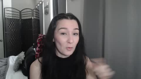 MysticMuse online show from February 18, 2:16 pm