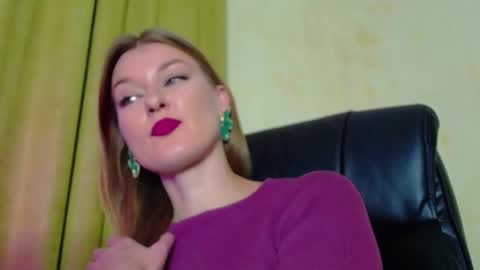 mysticvenus_ online show from November 30, 4:55 pm