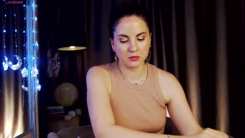 Angeline online show from March 20, 9:52 pm