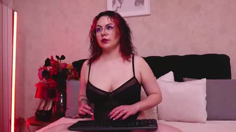 MystiqueRosee online show from June 24, 7:46 pm