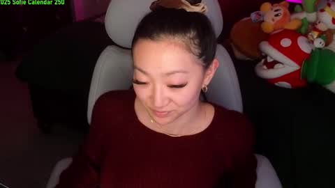 Snapshot of mysweetsofie1 chatting on January 11, 12:44 am MySweetSofie online show from January 11, 12:44 am