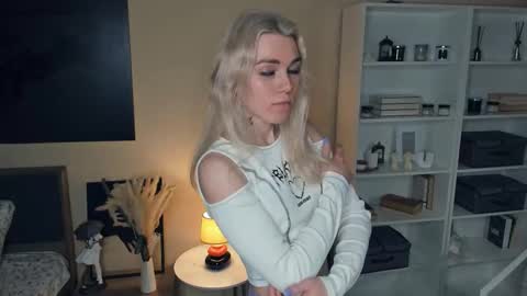 Olivia or just olive online show from September 23, 7:56 pm