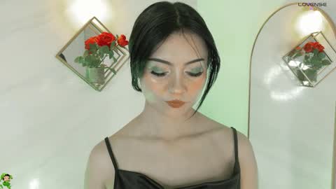 naamah_b online show from March 17, 2:43 pm