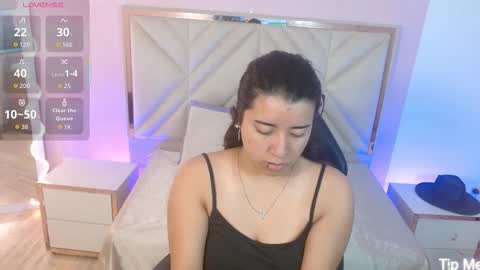 Snapshot of naanaky_tay chatting on October 9, 12:09 pm TARA online show from October 9, 12:09 pm