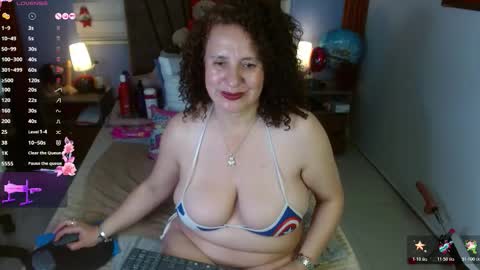 nadia_84 online show from December 1, 7:16 pm
