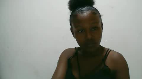 nah296652 online show from May 29, 7:12 pm