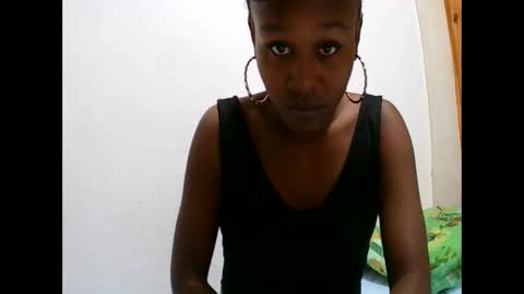 nah296652 online show from June 1, 7:04 pm