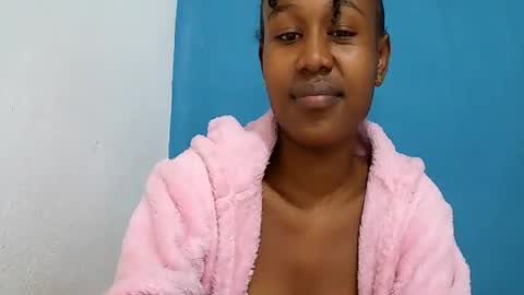 nah296652 online show from July 10, 10:48 am
