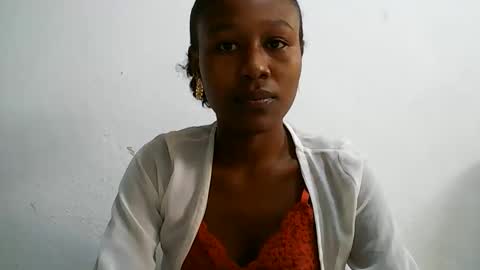 nah296652 online show from June 9, 7:52 am