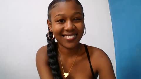 nah296652 online show from July 25, 12:23 pm