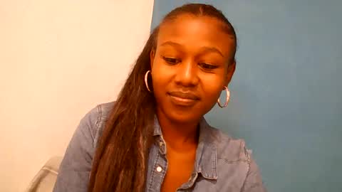 nah296652 online show from June 27, 12:22 pm