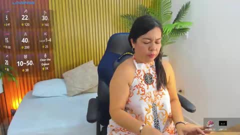 N A H I A online show from October 1, 1:27 pm