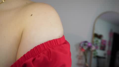 Naho  Sigueme en mis Redes Sociales Follow me on my social networks online show from April 10, 1:33 am