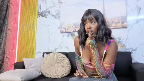 Snapshot of nahomy_smith23_aws chatting on September 23, 6:11 am nahomy_smith23_aws online show from September 23, 6:11 am