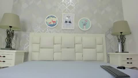 naia_cox online show from July 26, 3:58 am