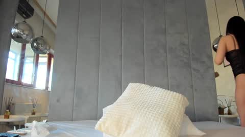 Naila online show from January 7, 7:52 am