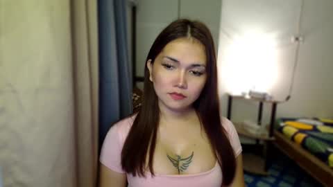 Snapshot of naisha143 chatting on September 25, 11:57 pm MARY MAE online show from September 25, 11:57 pm