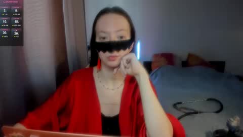 Snapshot of naked_psychologist chatting on February 23, 10:32 am Asy no face  online show from February 23, 10:32 am