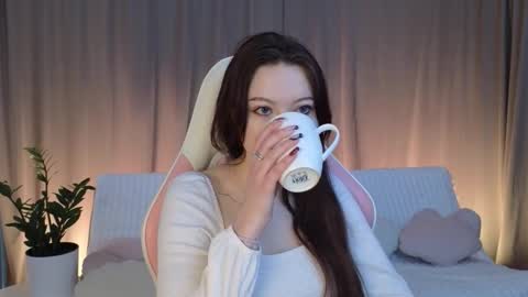 namihatter online show from November 20, 7:42 am