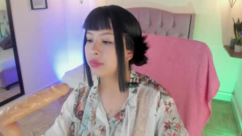 namiko_park online show from January 10, 2:45 pm