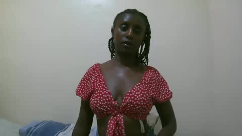 nana2095 online show from July 4, 10:44 am
