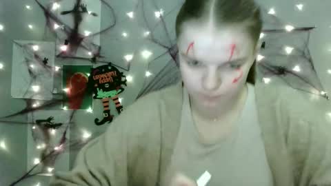 Nana online show from October 30, 9:33 am