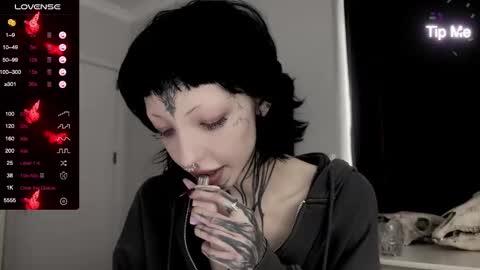 Nana online show from January 5, 9:37 am