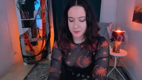 Nana online show from October 25, 9:10 pm