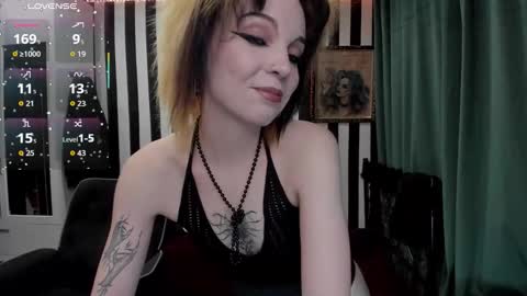 Snapshot of nancyaddams chatting on October 1, 11:42 pm Nancy online show from October 1, 11:42 pm